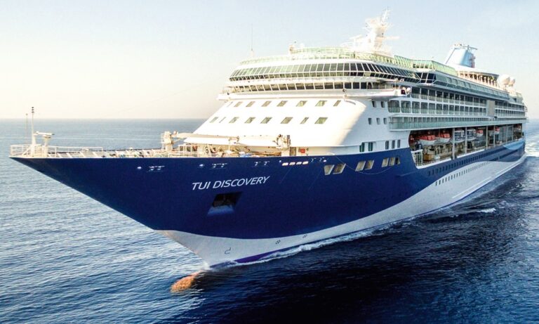 3.780 pasajeros y 2.076 tripulantes llegan a Gijón en mayo a bordo de 4 cruceros
