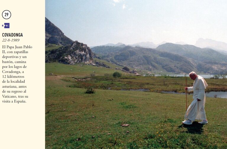 Exposición Centenarios Covadonga en los Campinos de Begoña
